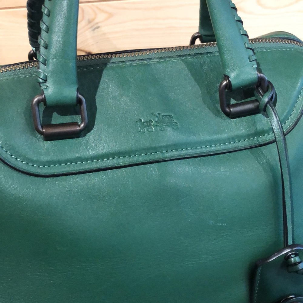 🛑SOLD🛑Racing Green Coach Ace! - Picture 2 of 14